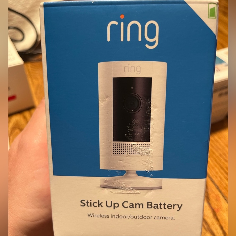 Ring Stick Up Cam Battery- Wireless indoor/outdoor camera BRAND NEW IN BOX